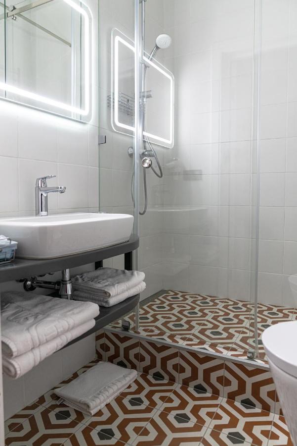 Domus Hotel-1 Kiev Buitenkant foto