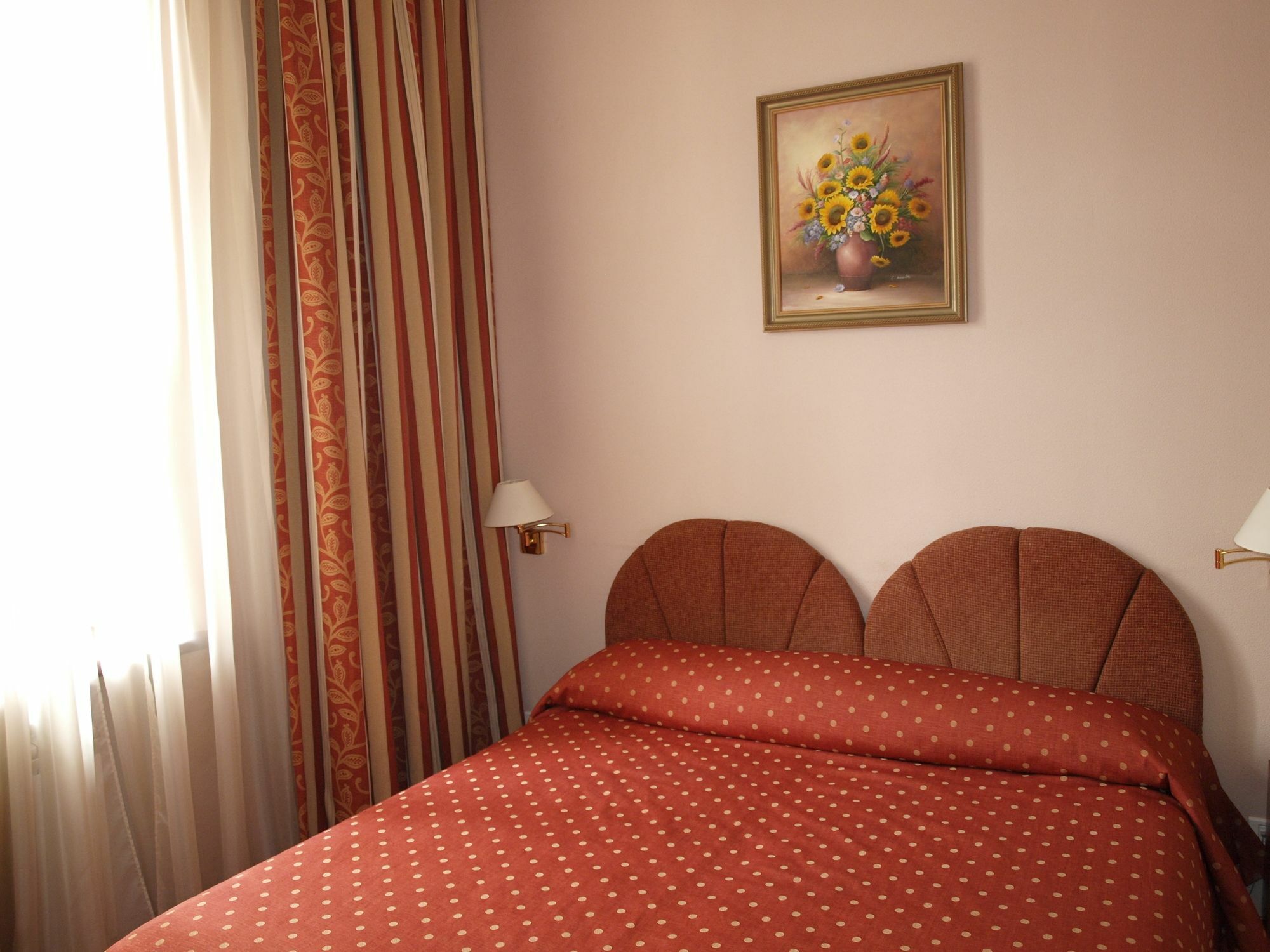 Domus Hotel-1 Kiev Buitenkant foto