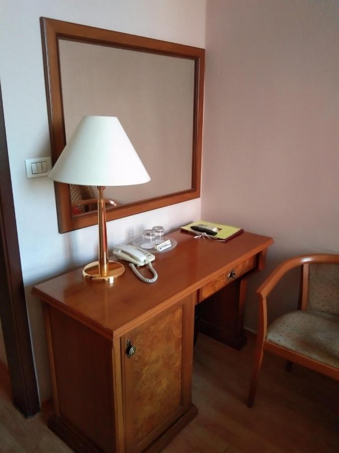 Domus Hotel-1 Kiev Buitenkant foto